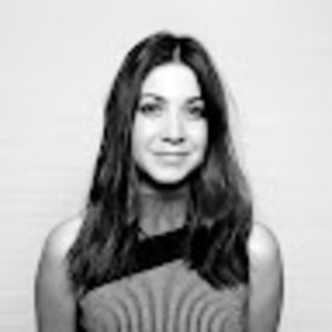 Meet your Posher, Simone